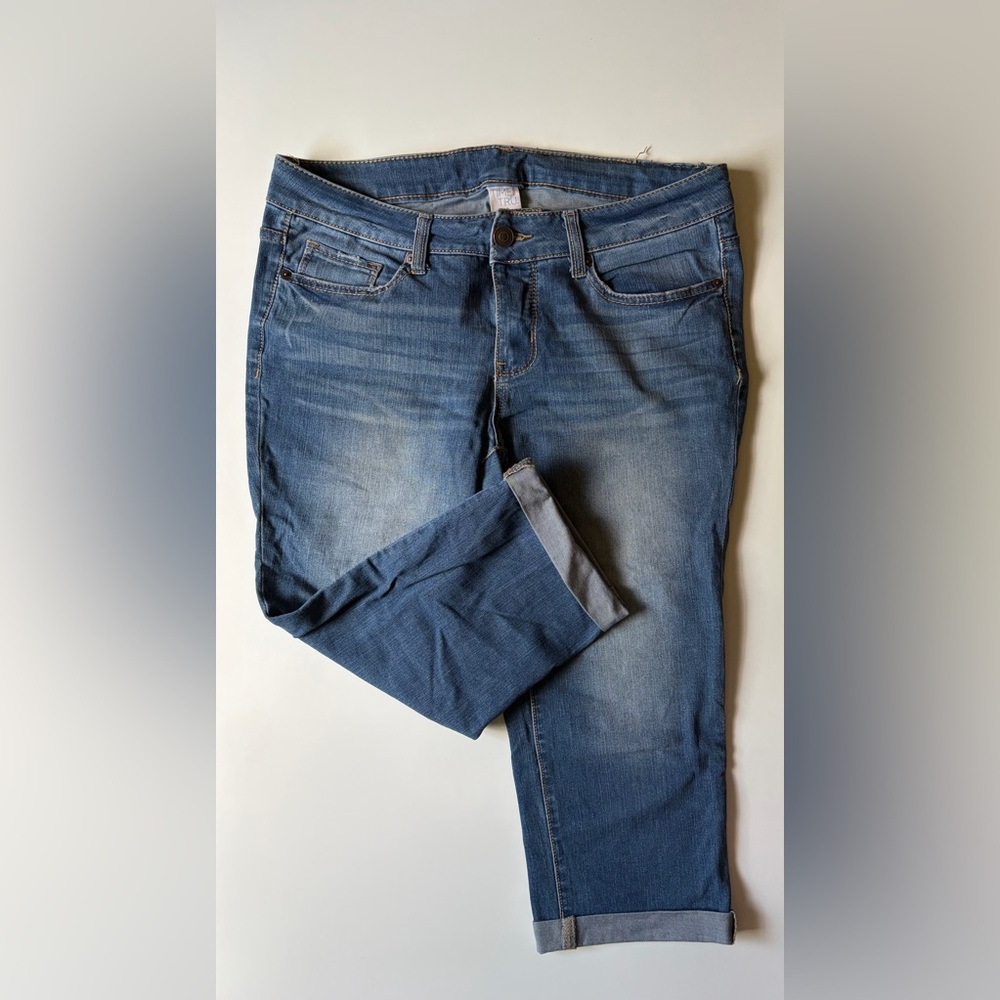Time and Tru Capri pants